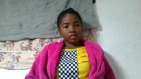 lydie856696 online show from July 23, 2:31 am