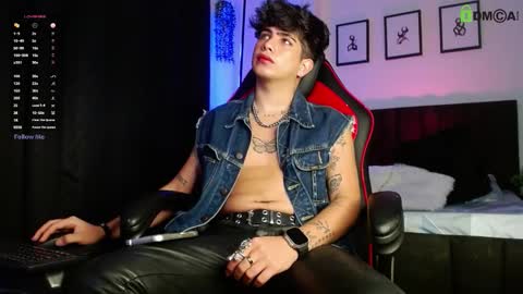 Lyle Bennett Freelance Model online show from March 20, 12:54 pm