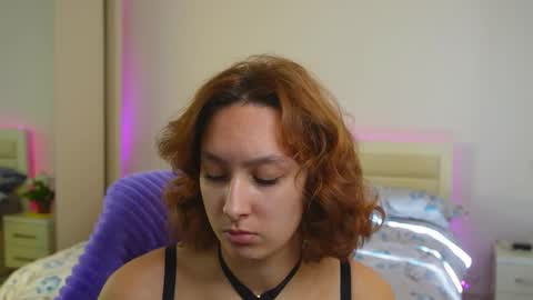 Snapshot of lylianrosse chatting on October 10, 7:07 am Lylian online show from October 10, 7:07 am