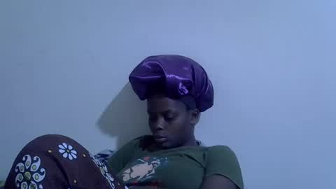 lyn_anna online show from May 1, 4:06 am