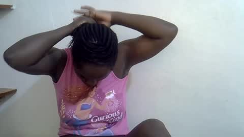 lyn_anna online show from June 16, 11:46 am