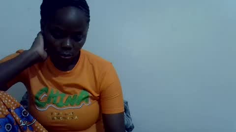lyn_anna online show from July 5, 6:04 pm