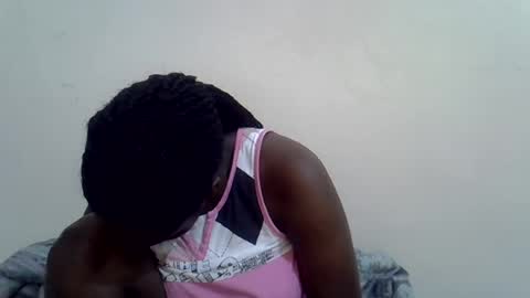 lyn_anna online show from July 9, 9:46 am