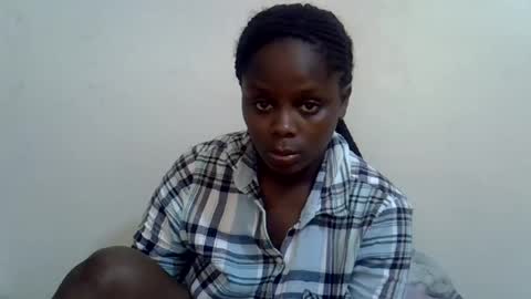 lyn_anna online show from July 20, 10:39 am