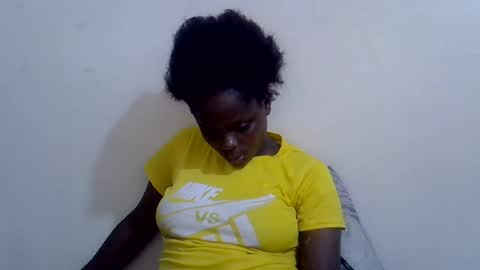 lyn_anna online show from August 1, 6:45 am
