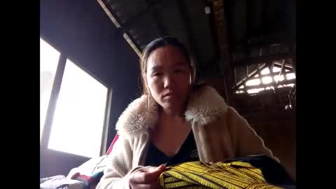 lyn_eva online show from March 16, 2:06 am