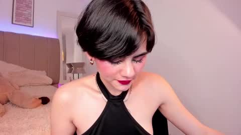 Snapshot of lyn_lebelle chatting on December 14, 1:16 pm Lyn online show from December 14, 1:16 pm
