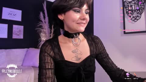 Lyn online show from January 13, 8:47 pm