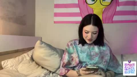 Alisha online show from July 22, 8:28 am