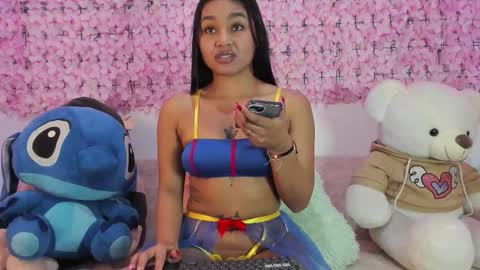 Snapshot of lynda_bonnie chatting on November 24, 7:13 pm lynda_bonnie online show from November 24, 7:13 pm