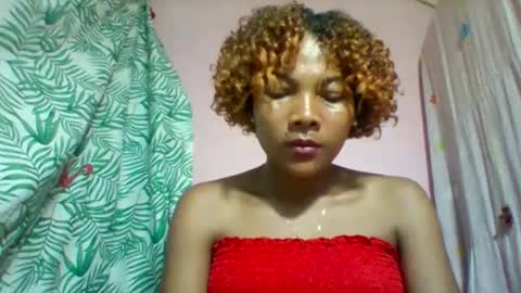 Snapshot of lyndah19 chatting on January 9, 1:19 am lyndah19 online show from January 9, 1:19 am