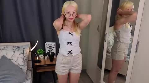 Eva online show from March 27, 3:56 pm