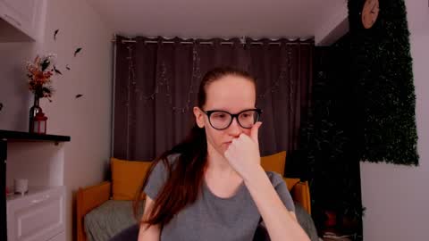 Sara online show from January 25, 4:13 pm