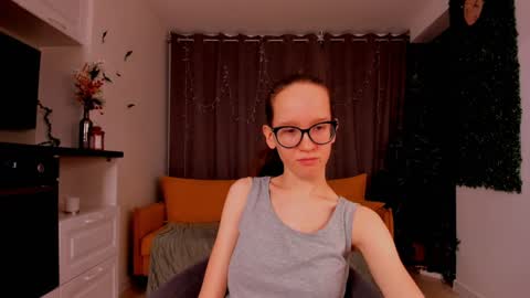 Sara online show from January 26, 4:30 pm