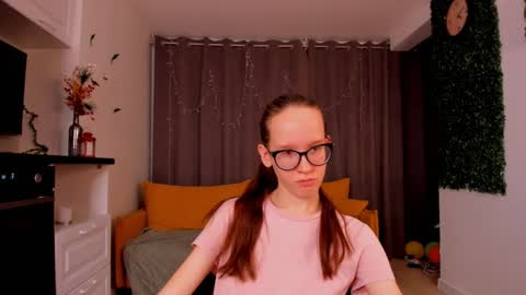 Sara online show from January 28, 1:29 am