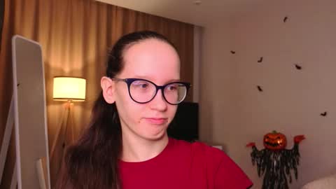 Sara online show from November 26, 4:19 pm