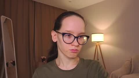 Sara online show from February 15, 4:03 pm