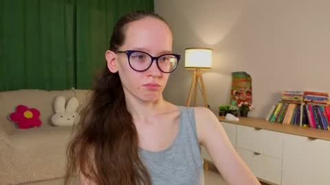 Sara online show from July 10, 4:42 pm