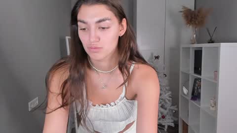 Snapshot of lynn_jackson chatting on January 4, 6:19 am LYNN online show from January 4, 6:19 am