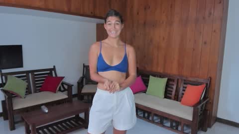 Snapshot of lynn_jackson chatting on November 13, 8:24 am LYNN online show from November 13, 8:24 am