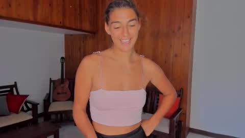 Snapshot of lynn_jackson chatting on November 16, 4:29 am LYNN online show from November 16, 4:29 am