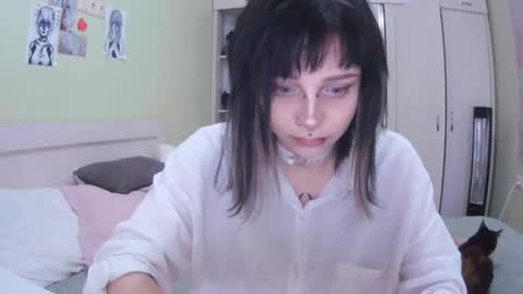 Snapshot of lynncottingham chatting on September 26, 10:30 am Kira online show from September 26, 10:30 am