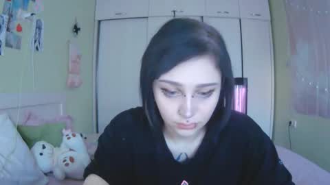 Snapshot of lynncottingham chatting on October 17, 10:29 am Kira online show from October 17, 10:29 am