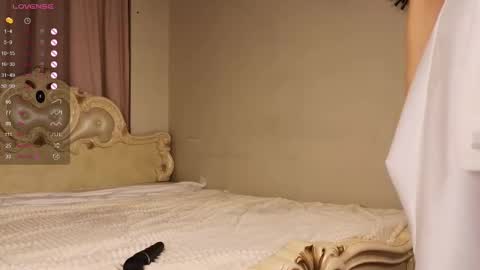 Lola online show from February 11, 12:17 am