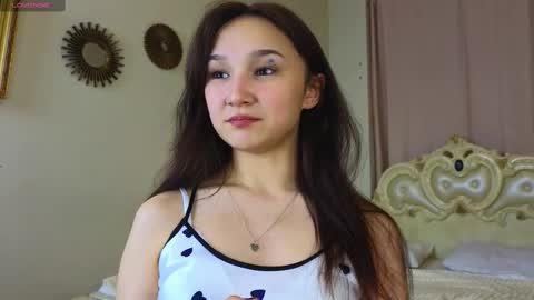 Lola online show from February 20, 5:40 pm