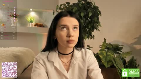 Lola online show from February 28, 6:41 pm