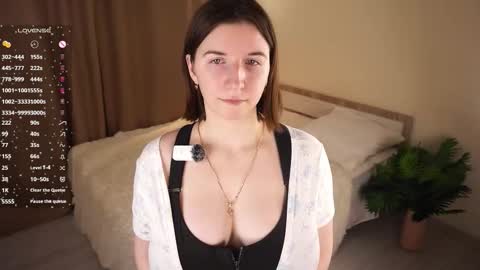 Lola online show from January 31, 7:11 pm