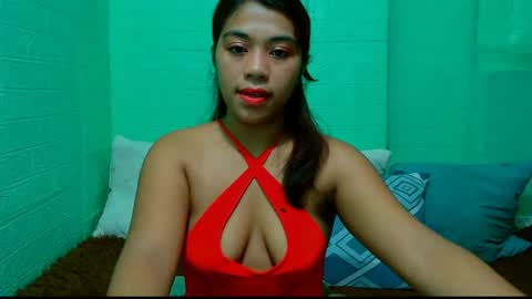Lyn online show from July 26, 8:27 pm