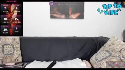 Snapshot of lysaaaa chatting on March 7, 9:51 am Lisa online show from March 7, 9:51 am