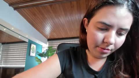 Snapshot of lyssa_muller chatting on November 25, 1:55 pm Lyssa Everyday From 0700 to 1630 Col Time online show from November 25, 1:55 pm