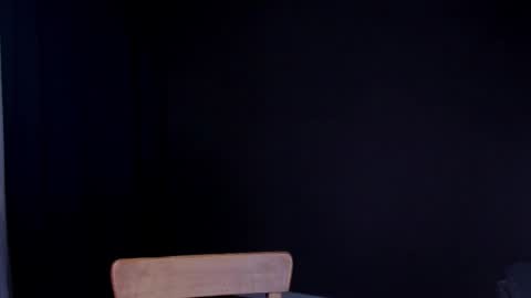 lyssan_xo online show from October 5, 10:18 pm