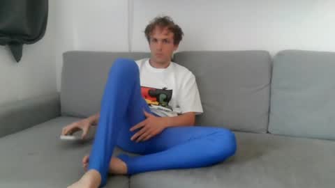 lzpboy online show from July 5, 3:52 pm
