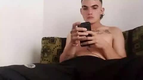 m0ntana777 online show from February 23, 11:55 am