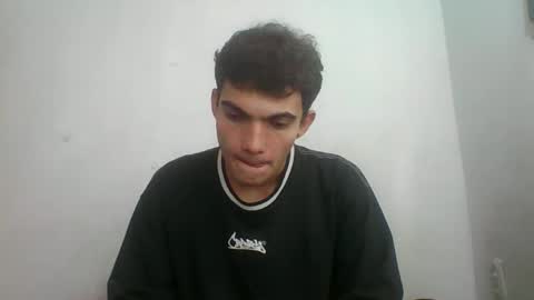 m0ntana777 online show from October 27, 10:41 am