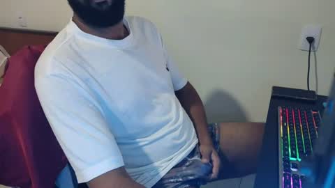 Snapshot of m0ren01995 chatting on June 13, 5:22 pm m0ren01995 online show from June 13, 5:22 pm