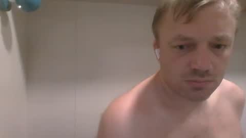 Snapshot of m15kala chatting on December 20, 12:27 pm m15kala online show from December 20, 12:27 pm