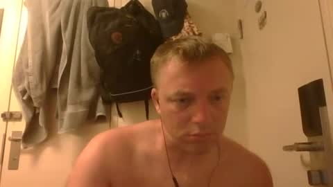 Snapshot of m15kala chatting on November 21, 8:13 am m15kala online show from November 21, 8:13 am