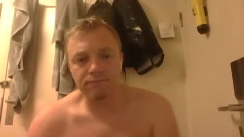 Snapshot of m15kala chatting on November 25, 11:32 am m15kala online show from November 25, 11:32 am