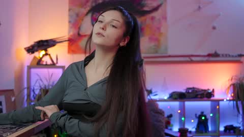 Snapshot of m1agarand chatting on December 26, 12:03 am M1A Dddy online show from December 26, 12:03 am