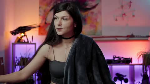 Snapshot of m1agarand chatting on January 9, 10:52 pm M1A Dddy online show from January 9, 10:52 pm