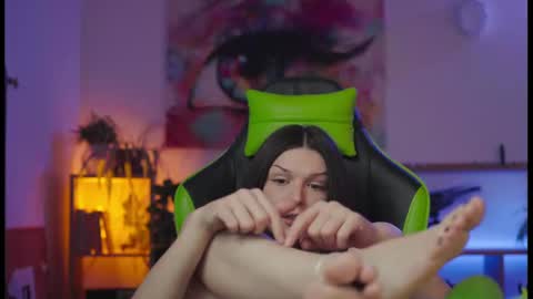 Snapshot of m1agarand chatting on March 9, 11:35 pm M1A Dddy online show from March 9, 11:35 pm