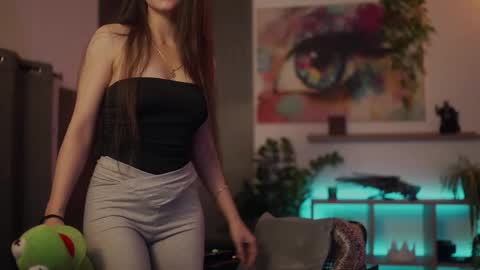 Snapshot of m1agarand chatting on September 21, 5:36 pm M1A Dddy online show from September 21, 5:36 pm