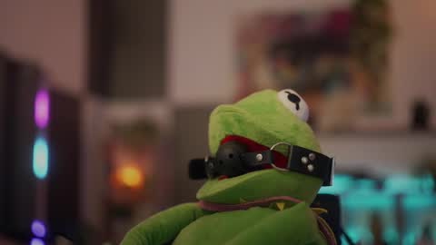 Snapshot of m1agarand chatting on September 30, 5:51 pm M1A Dddy online show from September 30, 5:51 pm