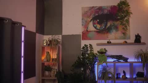 Snapshot of m1agarand chatting on October 13, 10:32 pm M1A Dddy online show from October 13, 10:32 pm