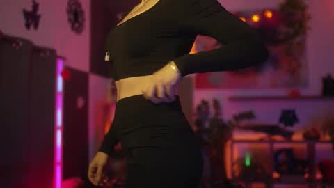 Snapshot of m1agarand chatting on October 23, 9:02 pm M1A Dddy online show from October 23, 9:02 pm