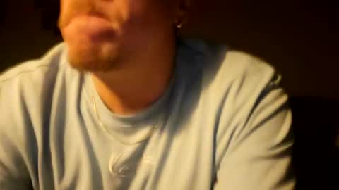 Snapshot of m1guele chatting on January 6, 9:32 pm Fucklover online show from January 6, 9:32 pm